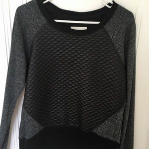 Grey/black quilted Mossimo sweatshirt, size M